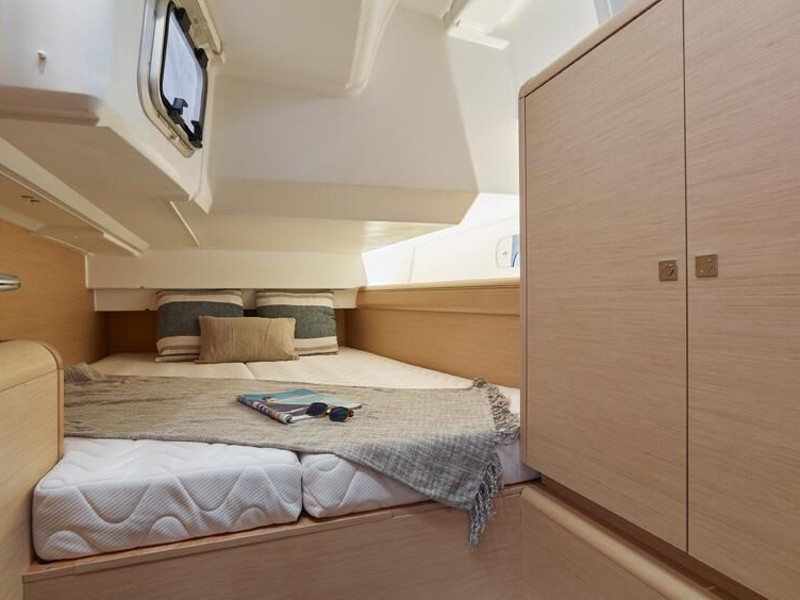 Immagine Sun Odyssey 449