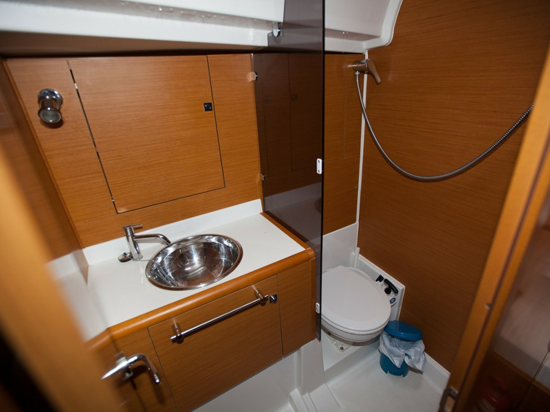 Immagine Sun Odyssey 439
