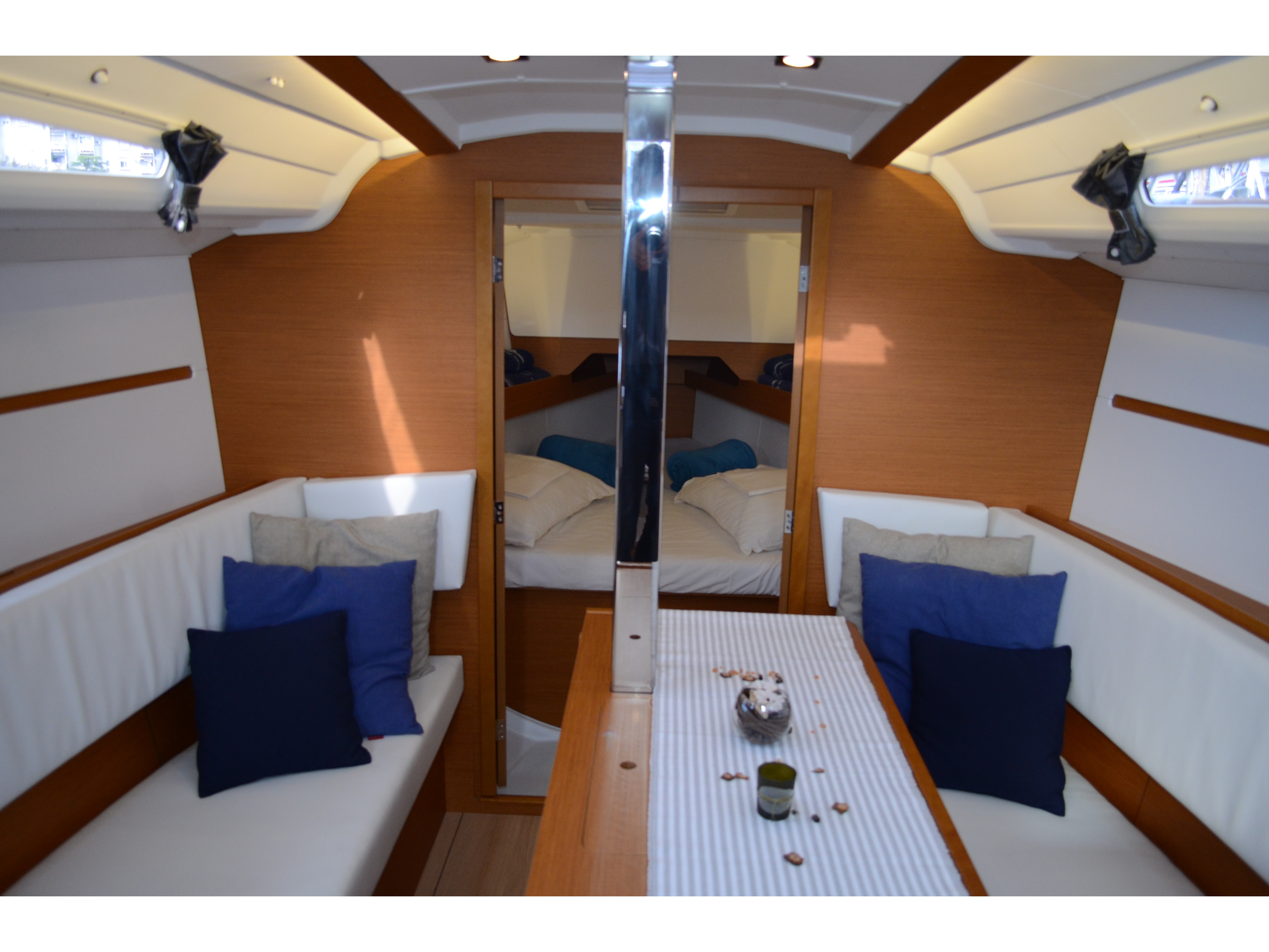 Immagine Sun Odyssey 349
