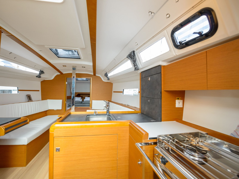 Immagine Sun Odyssey 349