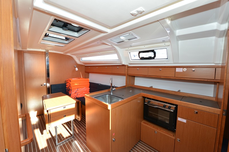 Immagine Bavaria Cruiser 37