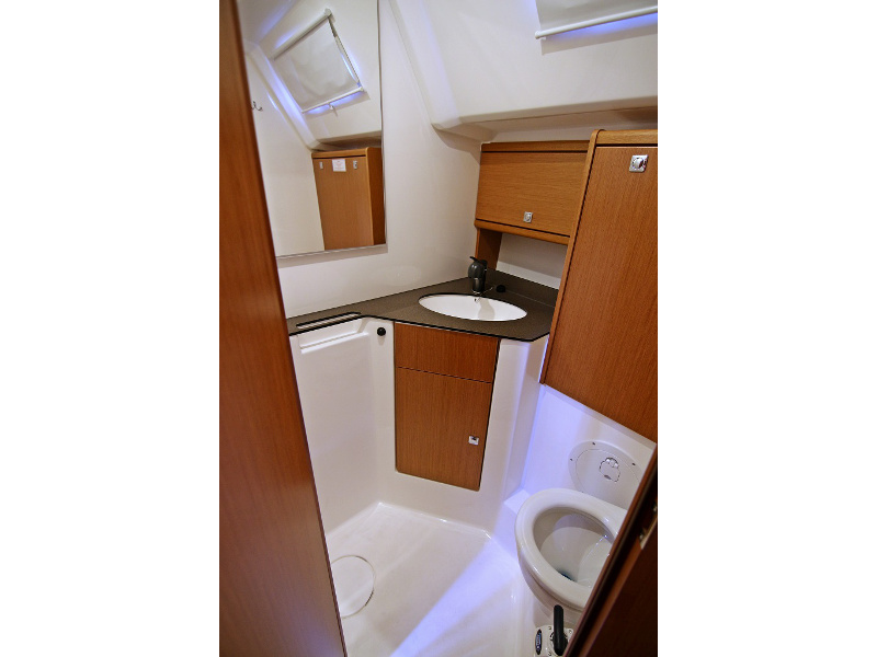 Bavaria C 46  image