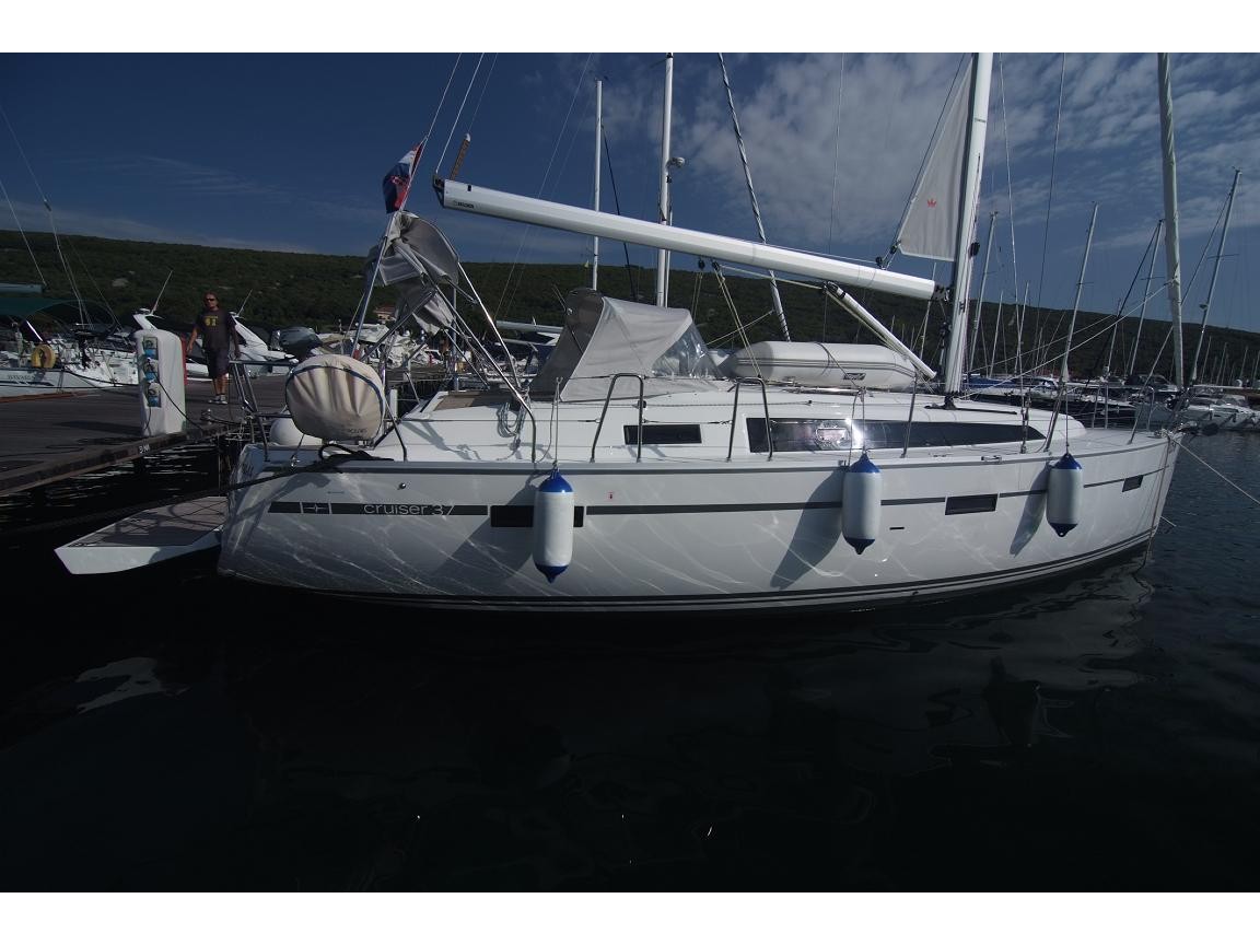 Immagine Bavaria Cruiser 37