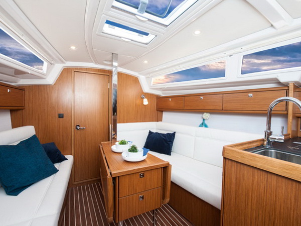 Immagine Bavaria Cruiser 33