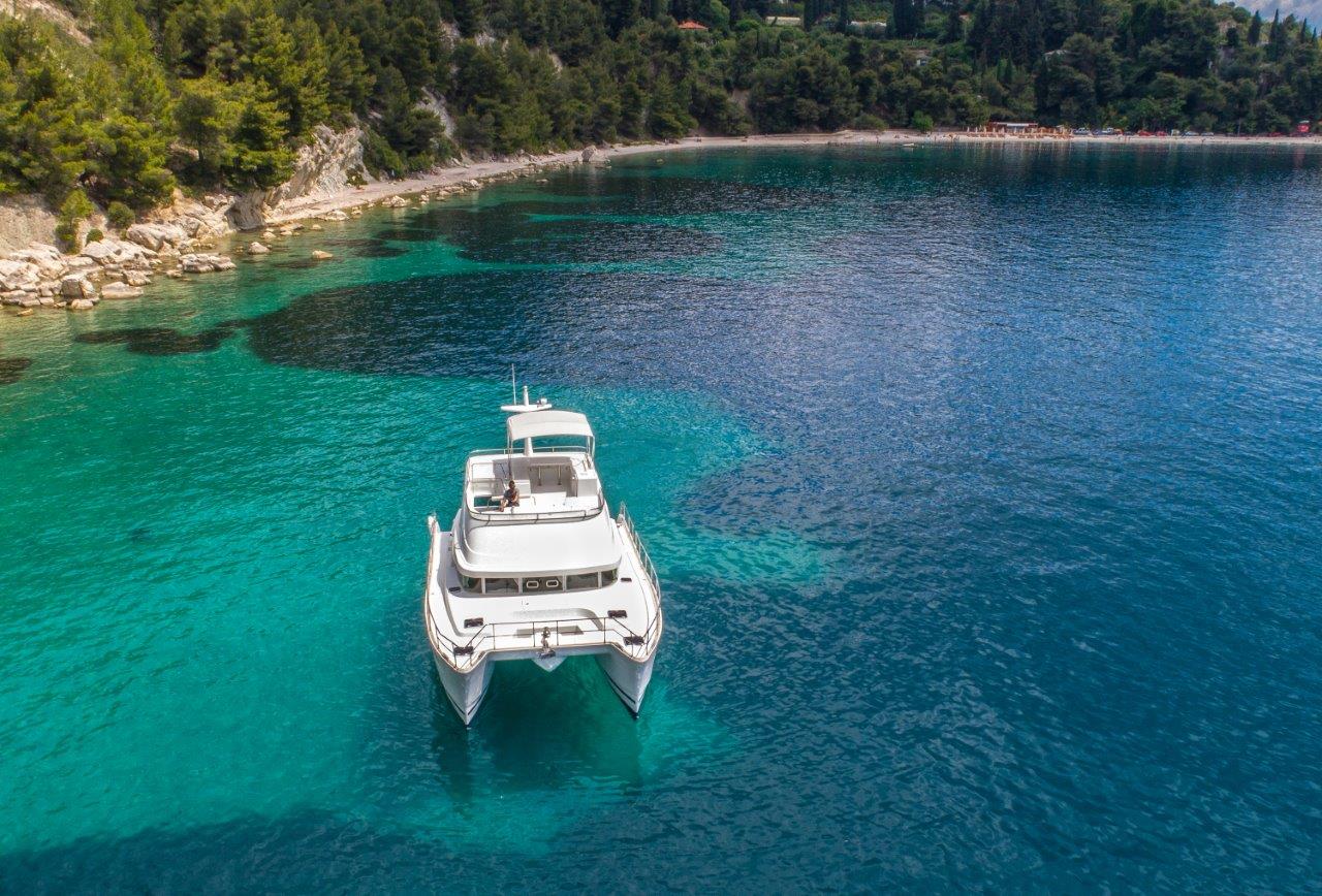Immagine Lagoon power 44  
