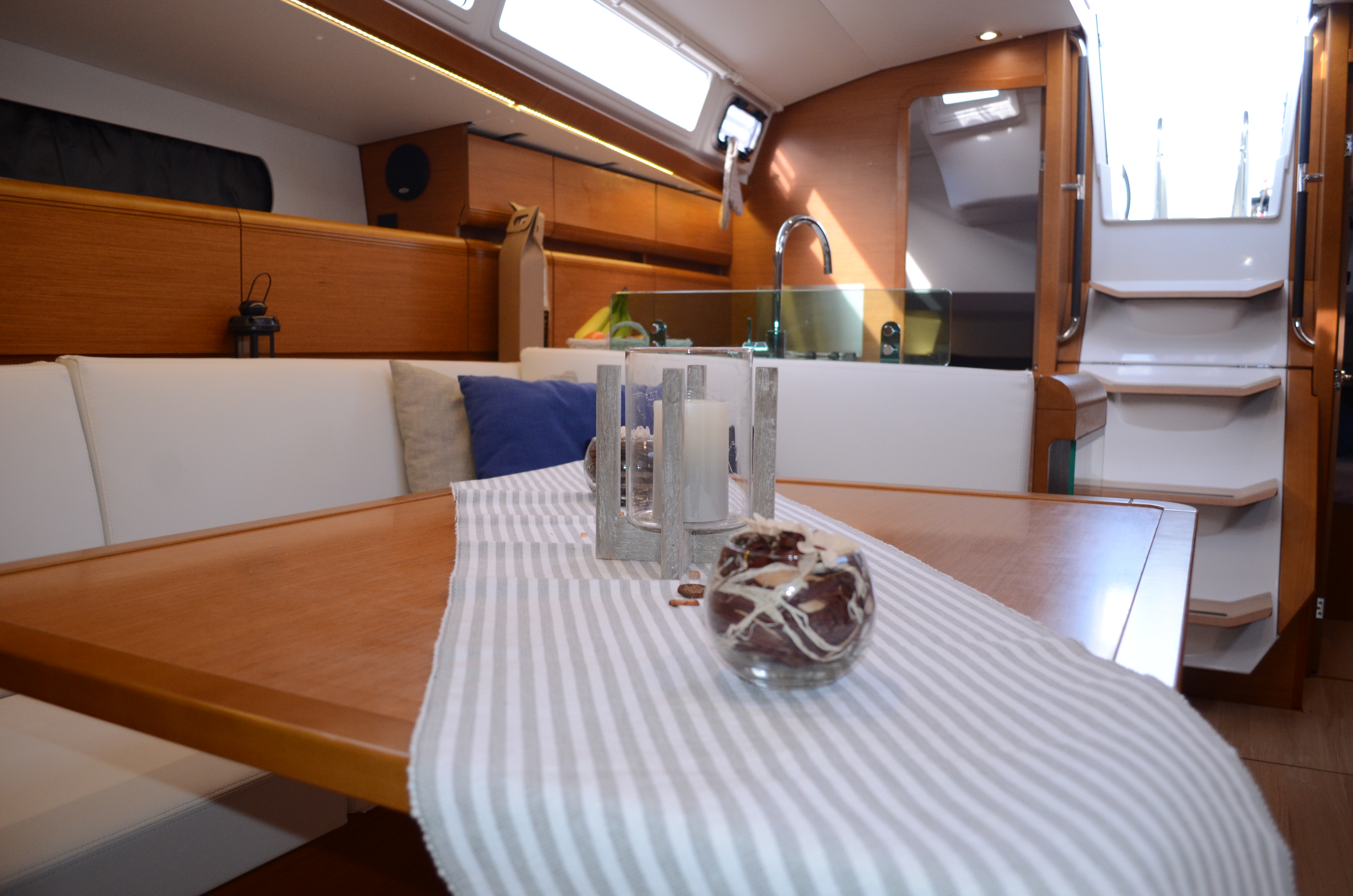 Immagine Sun Odyssey 419