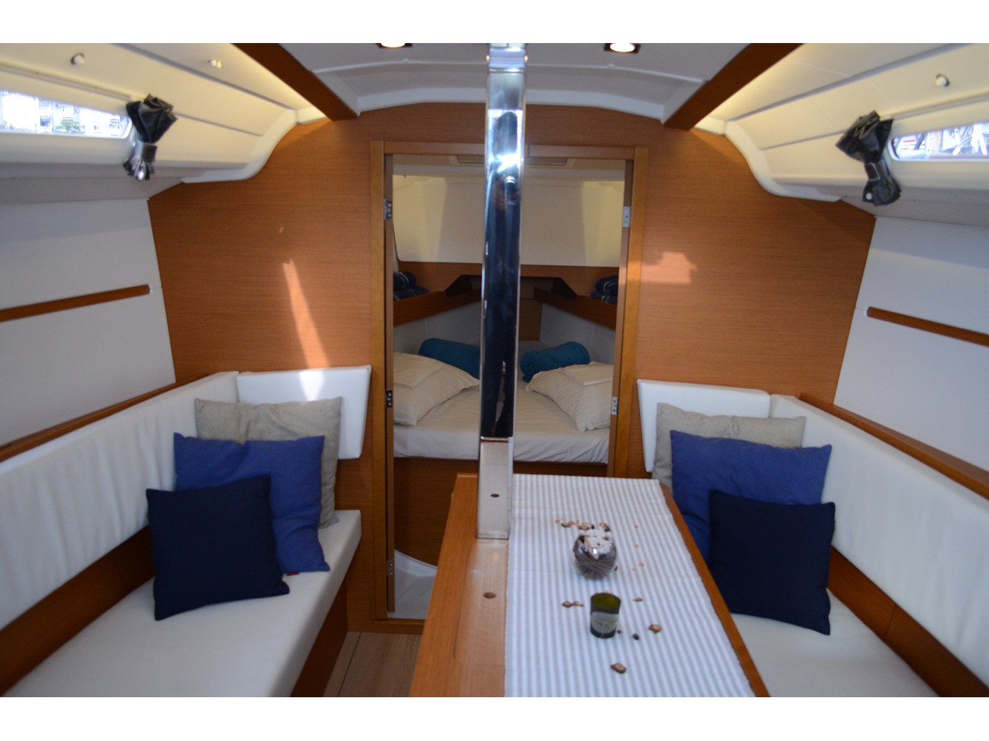Immagine Sun Odyssey 349