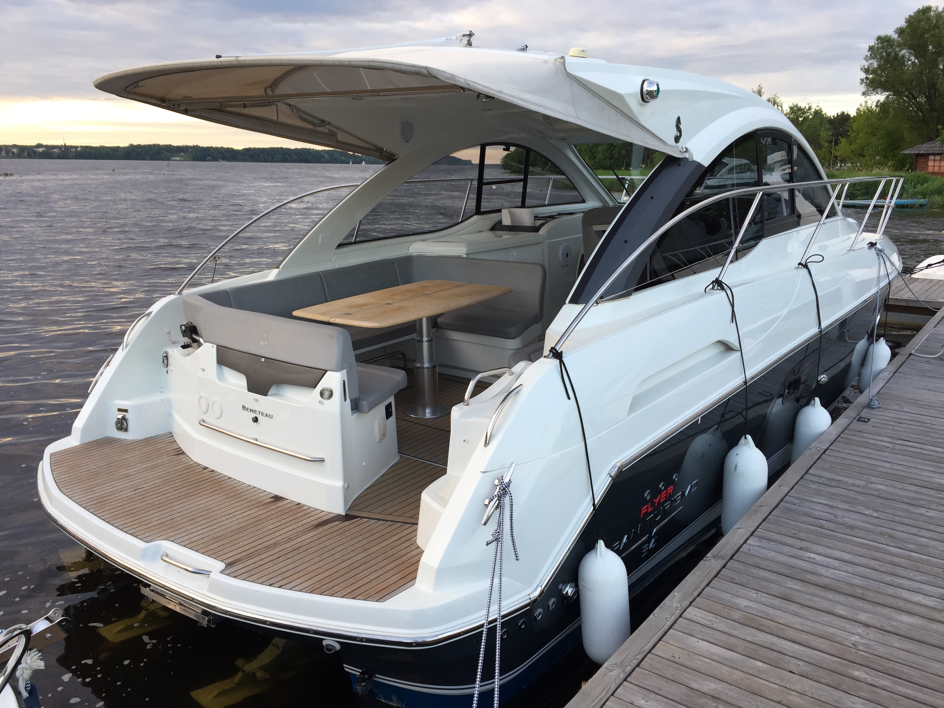 Immagine Beneteau Flyer GT 34