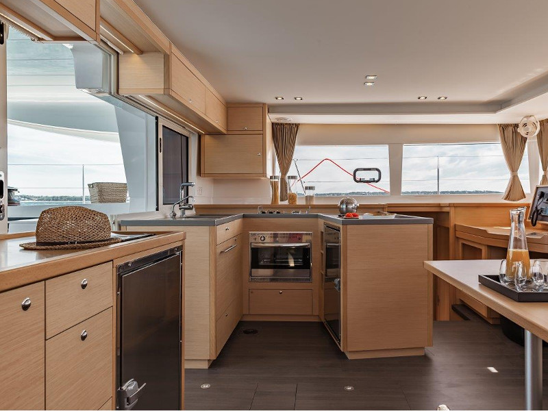 Immagine Lagoon 450 Sport LUX