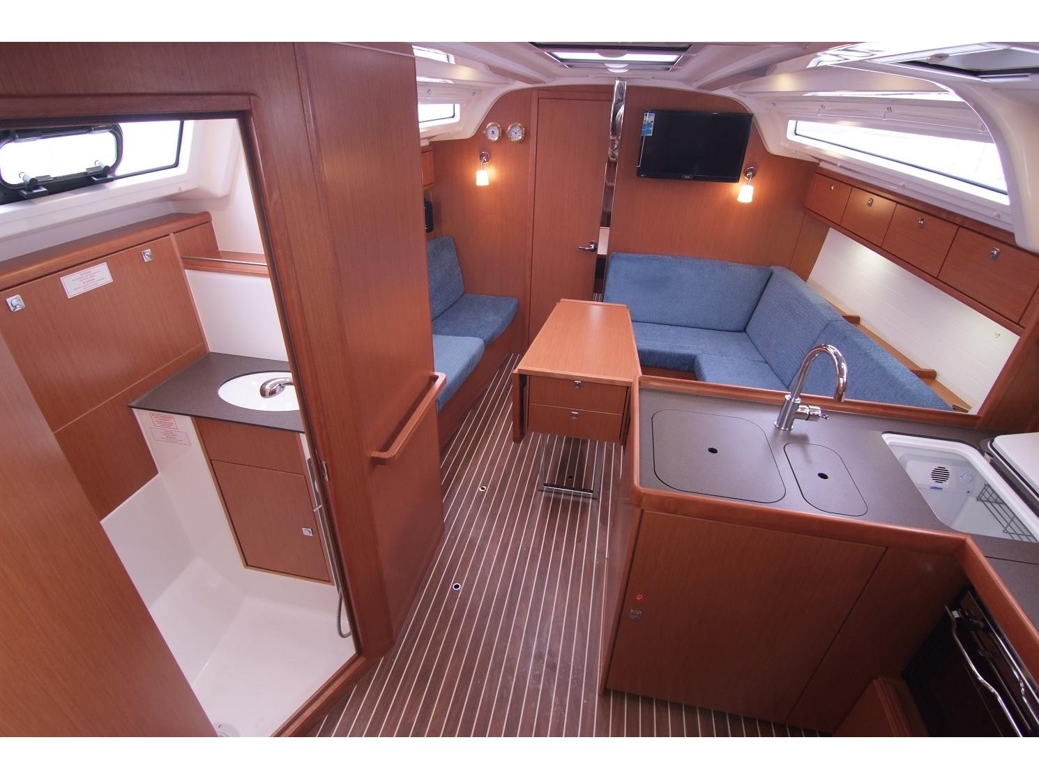Immagine Bavaria Cruiser 37