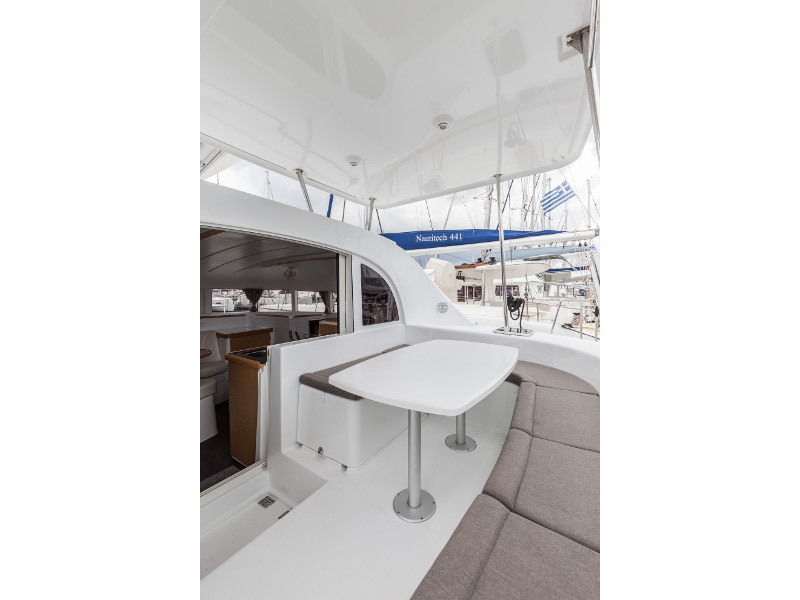 Immagine Lagoon 380