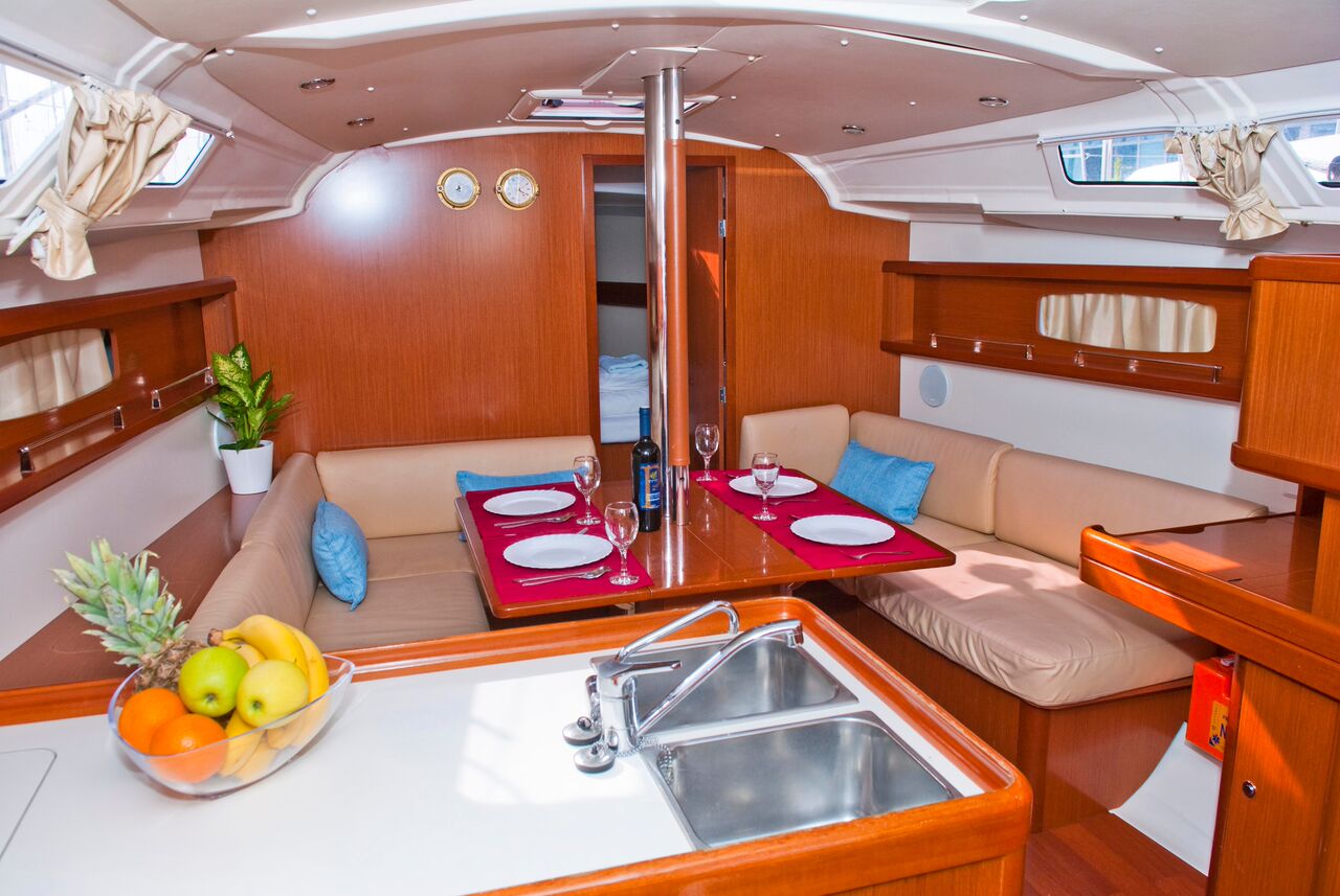 Immagine Oceanis 37