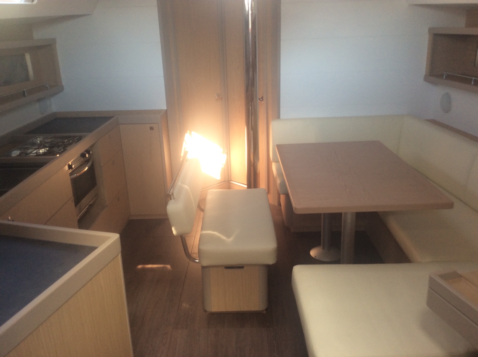 Oceanis 45 image