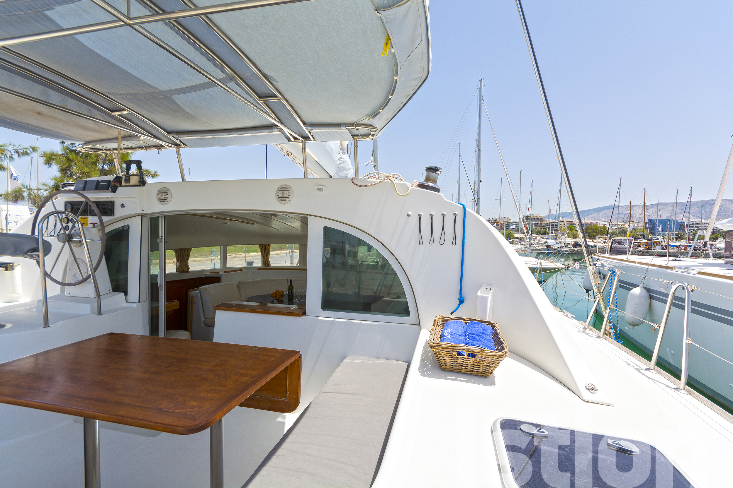 Immagine Lagoon 380