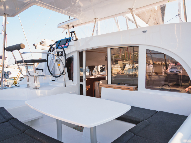 Immagine Lagoon 380