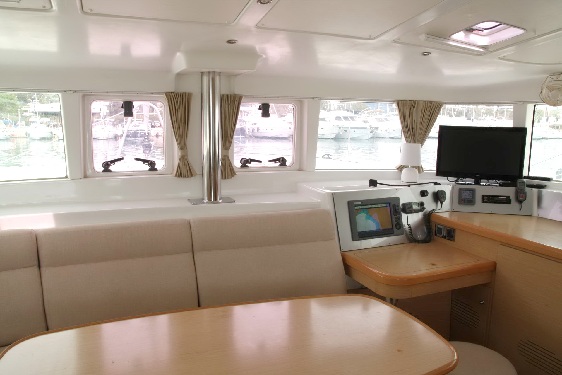 Immagine Lagoon 440 