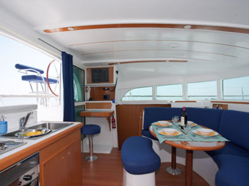 Immagine Lagoon 380