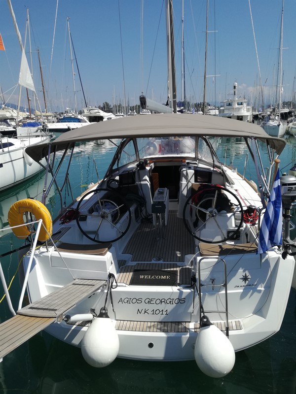 Sun Odyssey 389 image