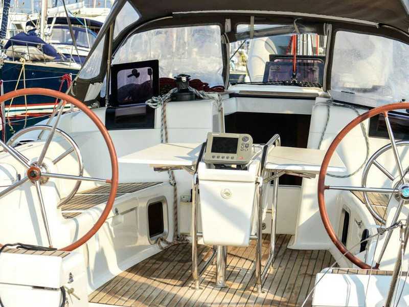 Immagine Sun Odyssey 439