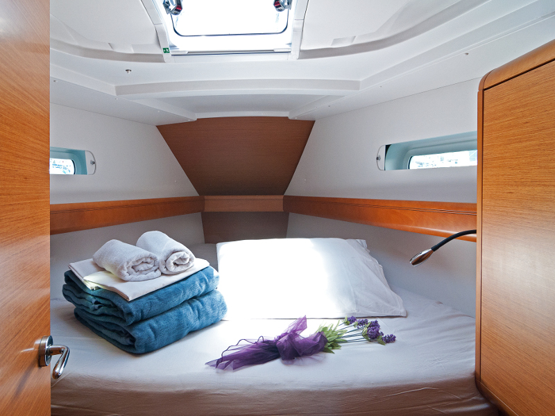 Immagine Sun Odyssey 439