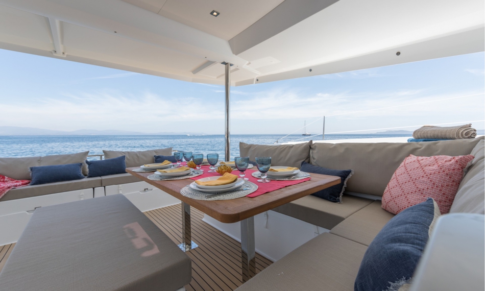 Immagine Fountaine Pajot Saona 47
