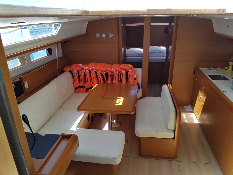 Immagine Sun Odyssey 469