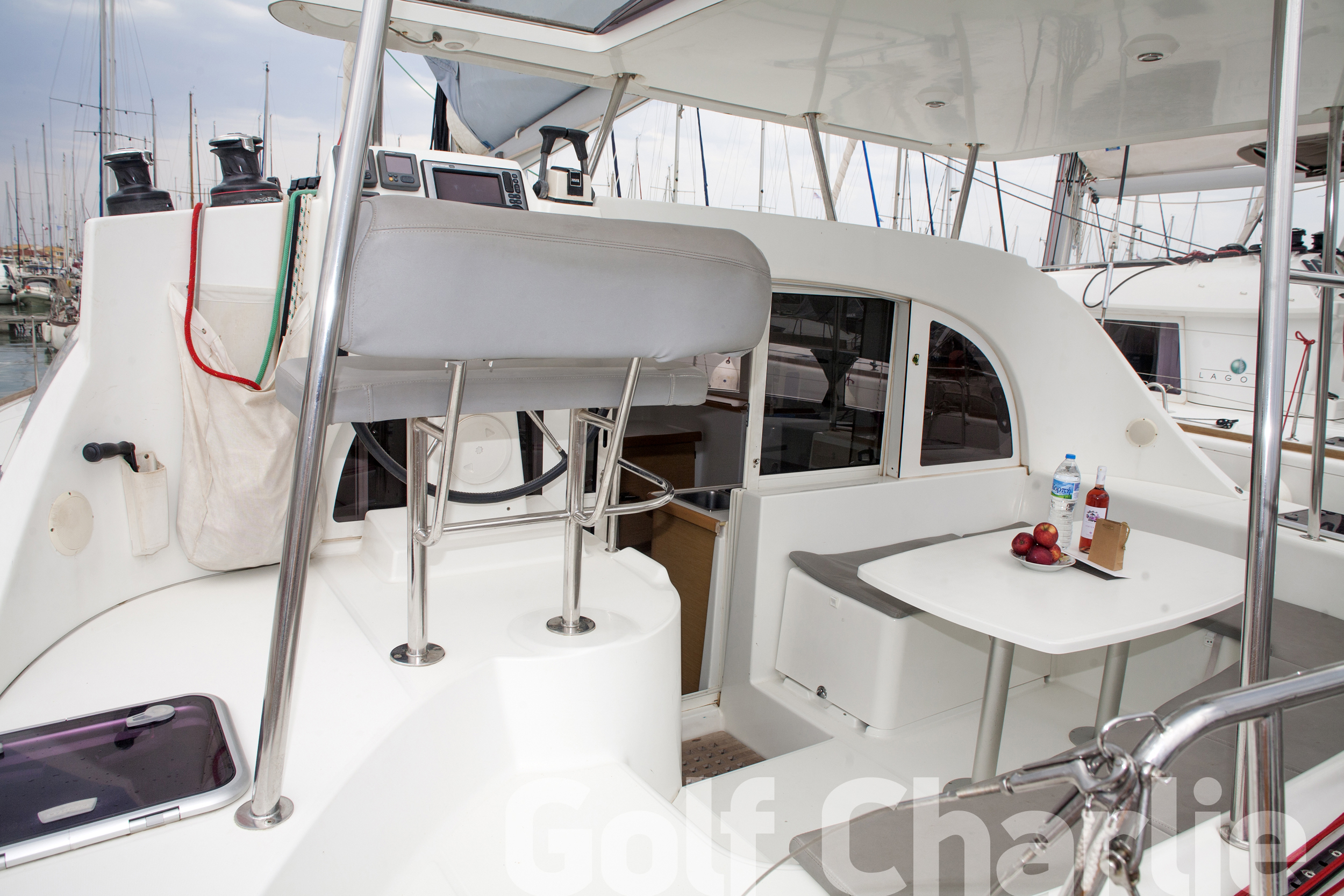 Immagine Lagoon 380