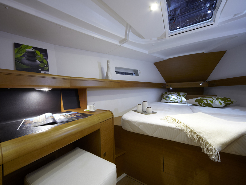 Immagine Sun Odyssey 439