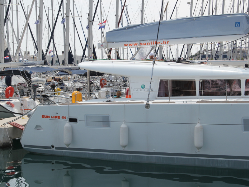 Immagine Lagoon 400