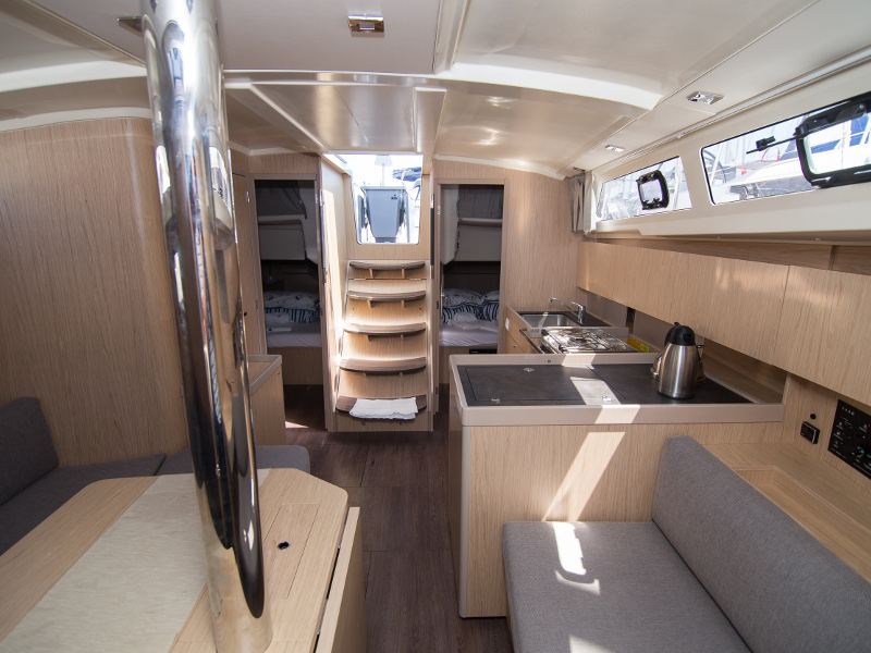 Oceanis 41.1 image