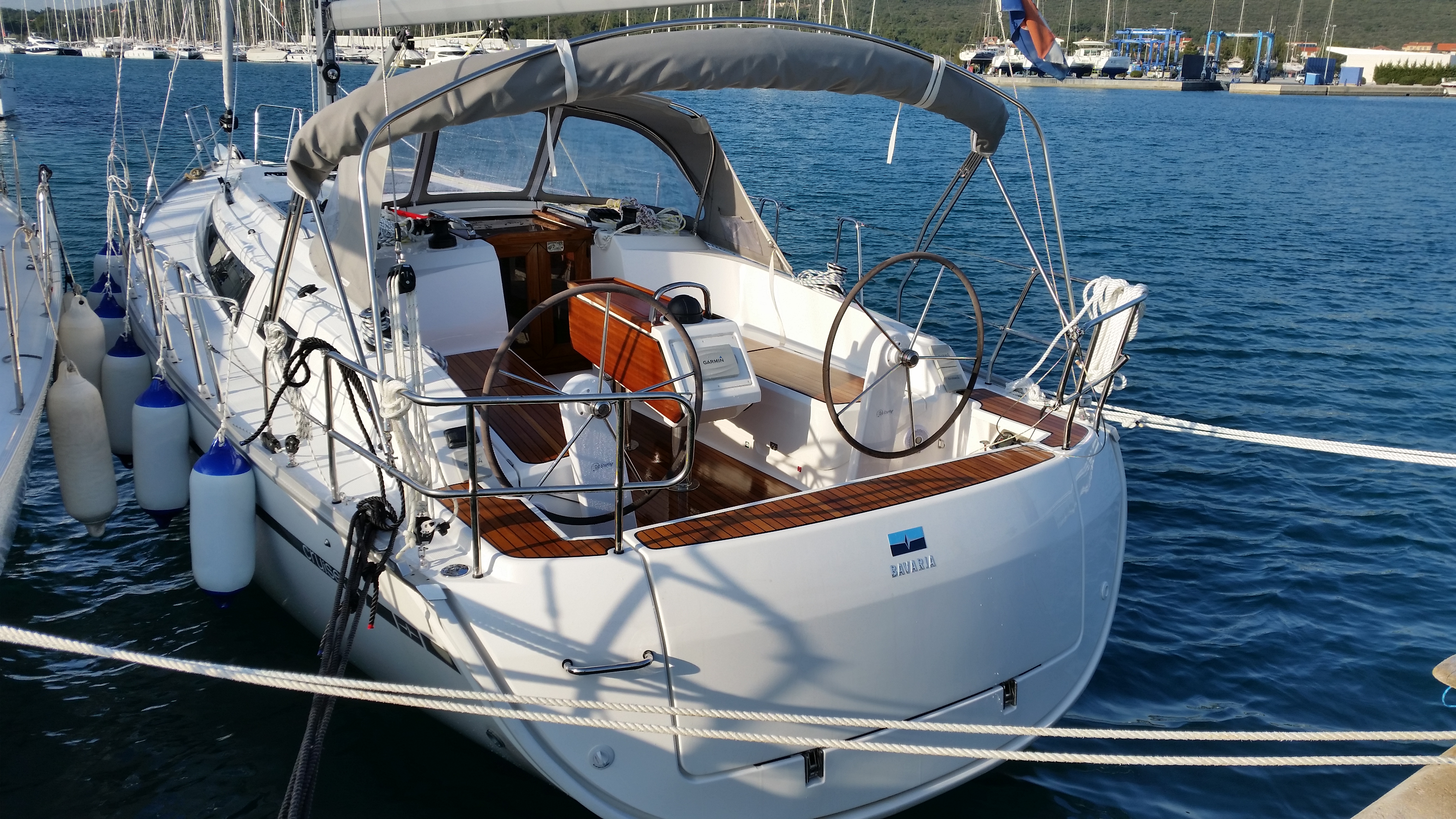 Immagine Bavaria Cruiser 37