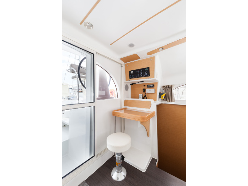 Immagine Lagoon 380