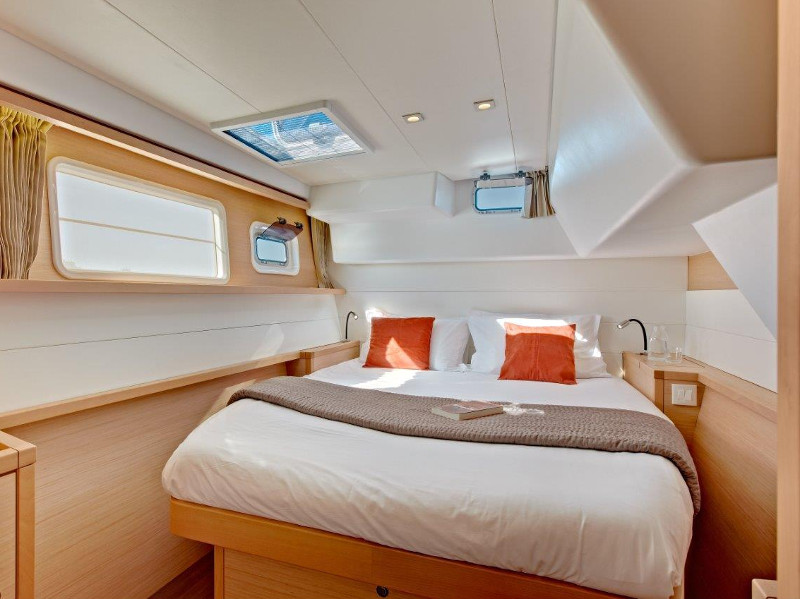 Immagine Lagoon 450 Sport LUX