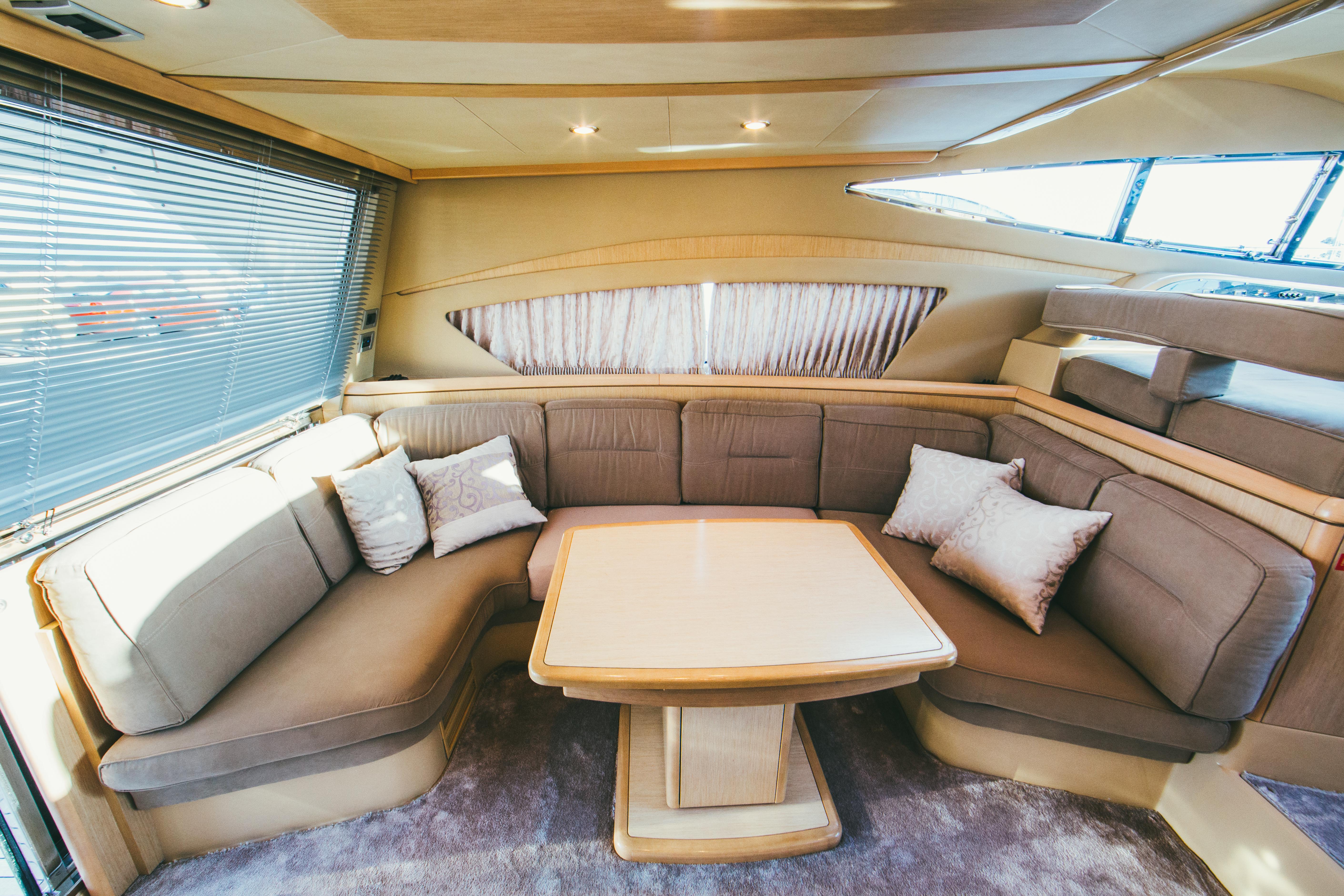 Immagine Ferretti 460