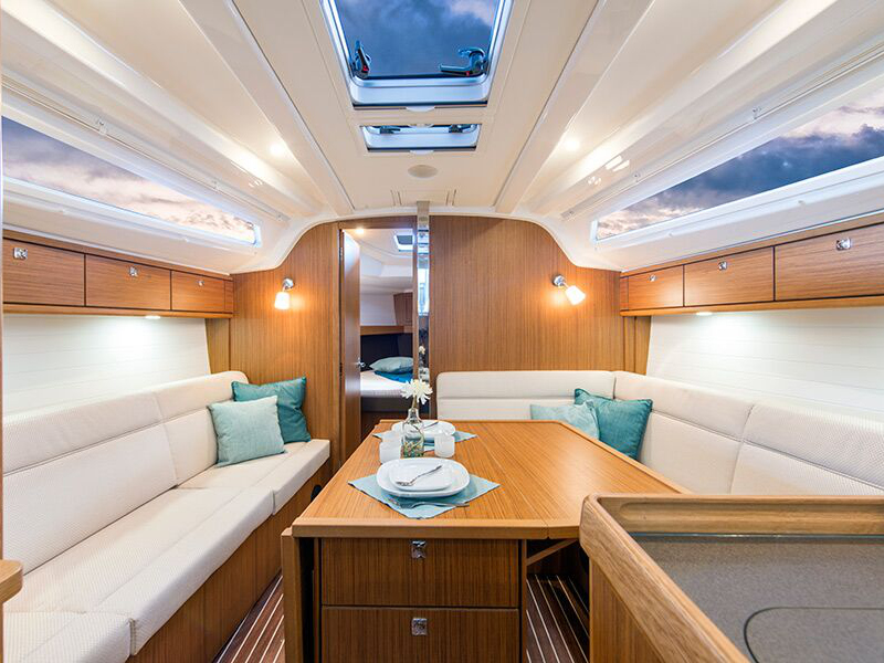 Immagine Bavaria Cruiser 37
