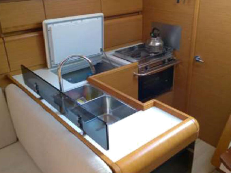 Immagine Sun Odyssey 439