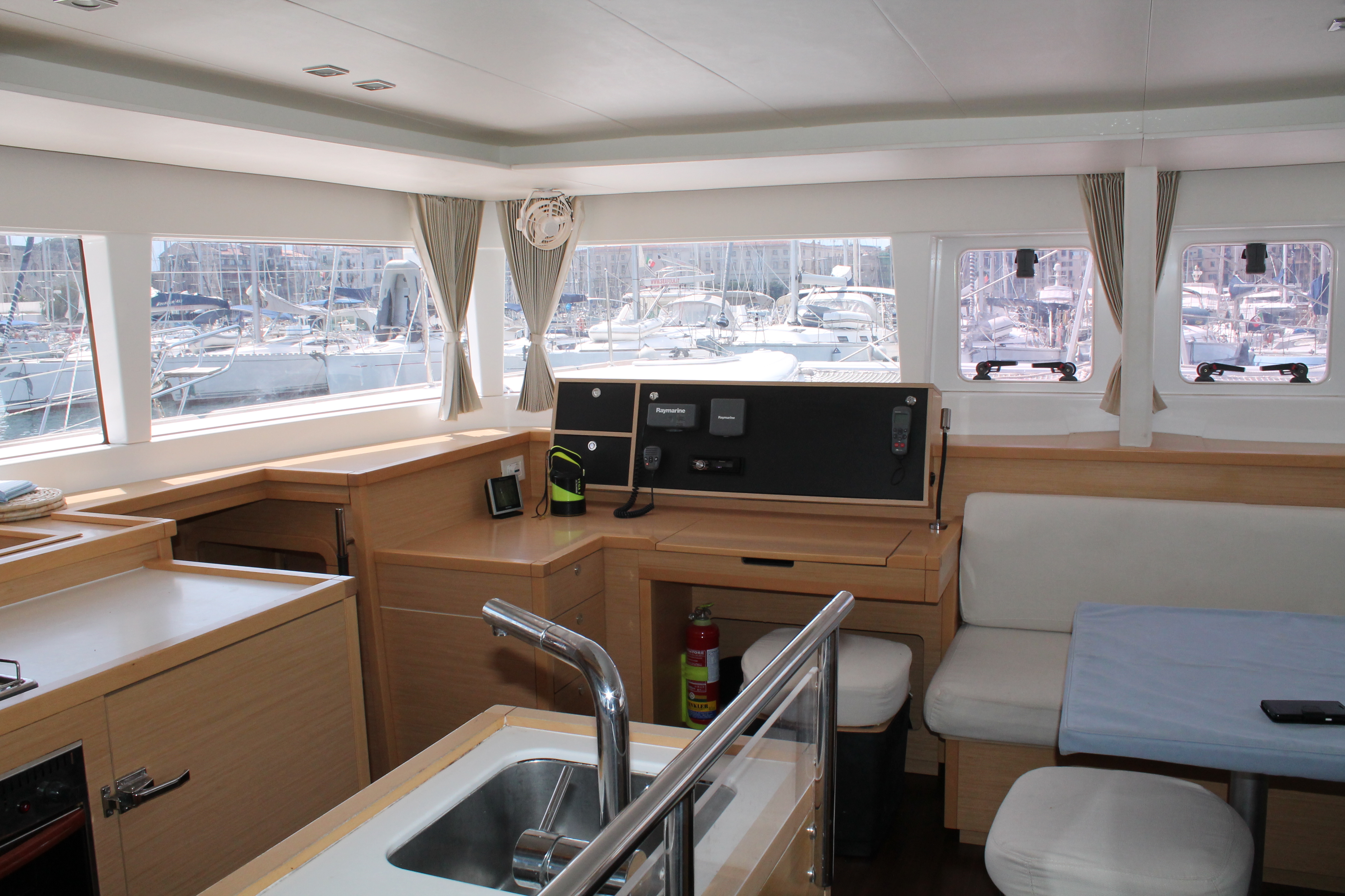 Immagine Lagoon 450