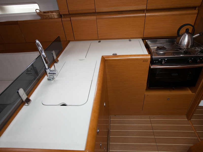 Immagine Sun Odyssey 379