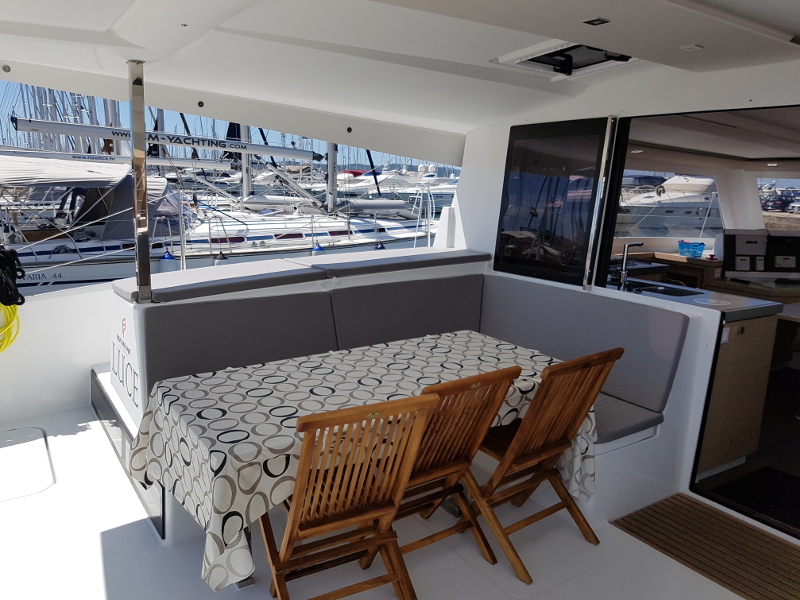 Immagine Fountaine Pajot Lucia 40