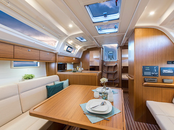 Immagine Bavaria Cruiser 37