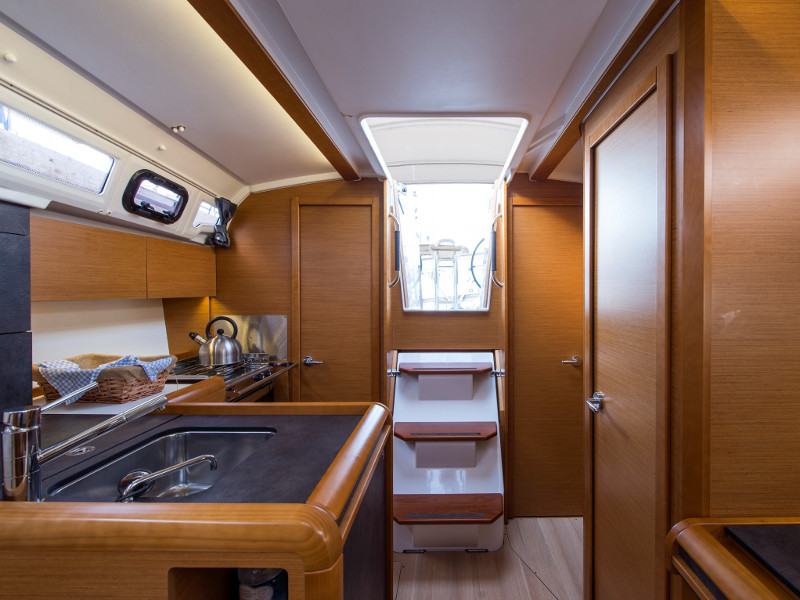 Immagine Sun Odyssey 349