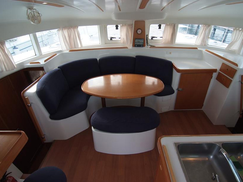 Immagine Lagoon 380