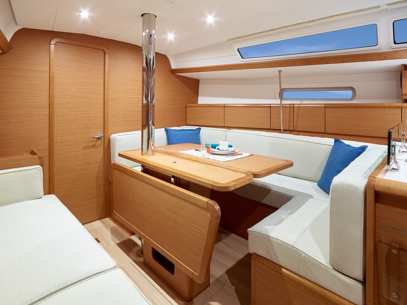 Sun Odyssey 389 image