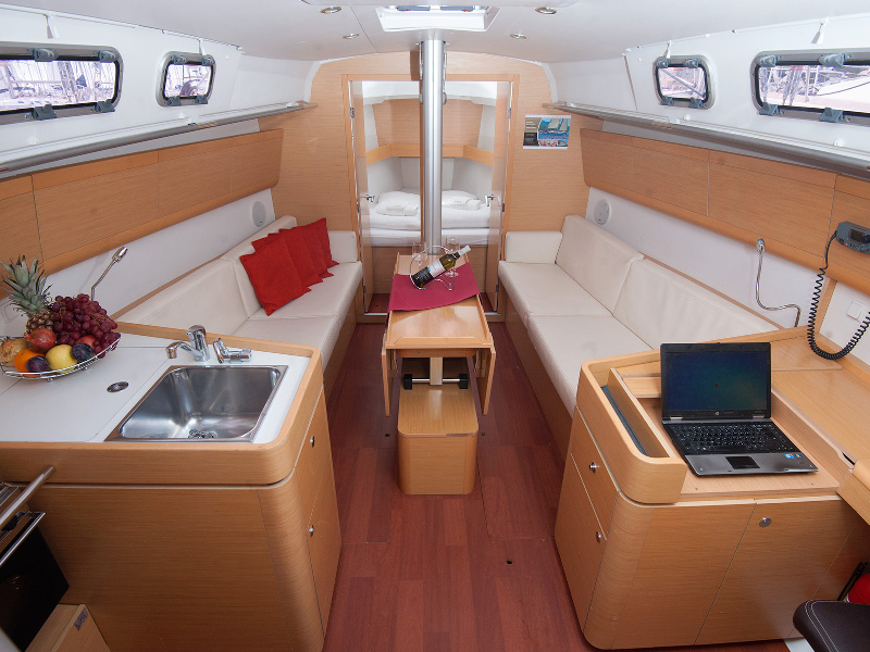 Immagine Beneteau First 35