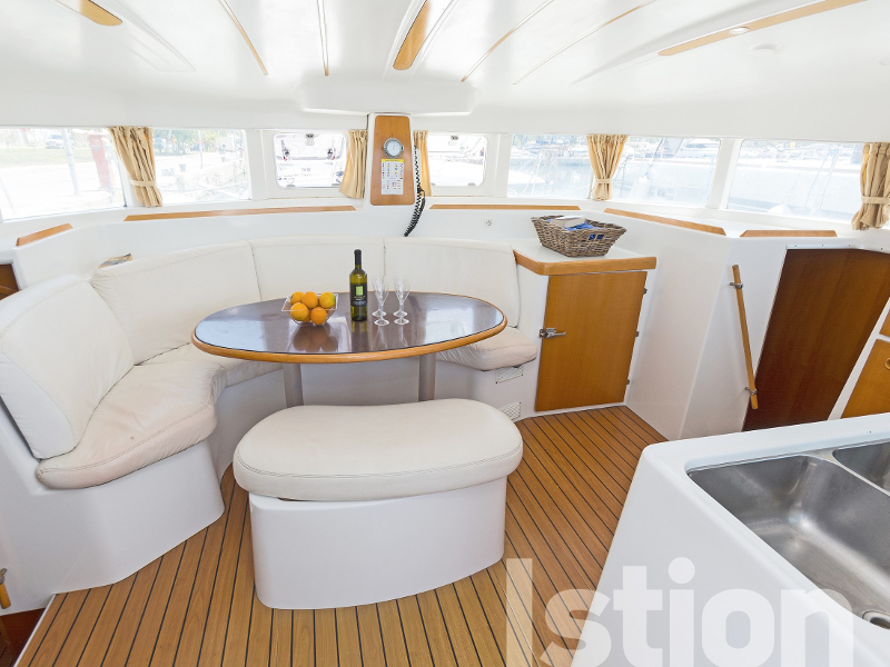 Immagine Lagoon 380