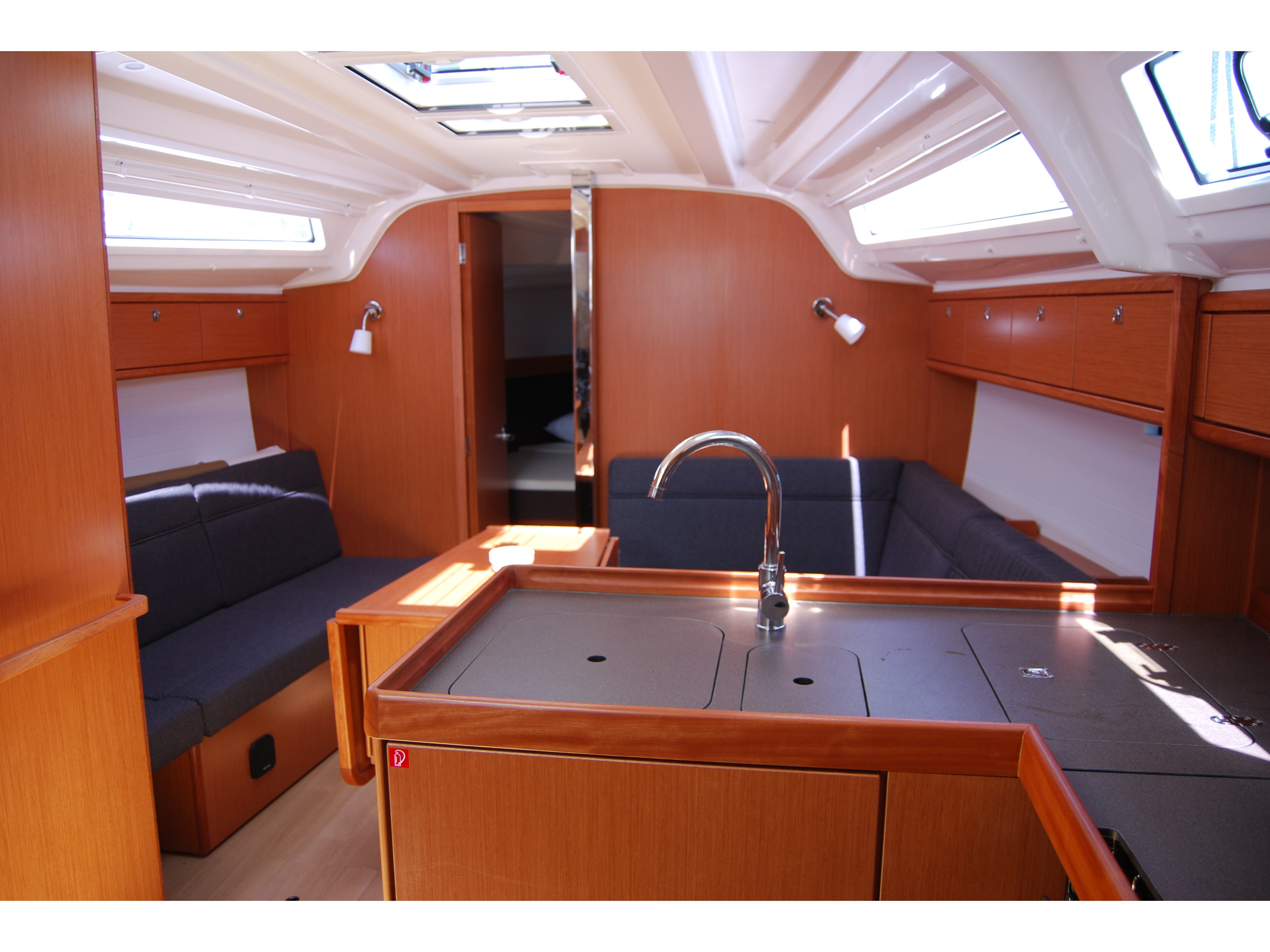 Immagine Bavaria Cruiser 37