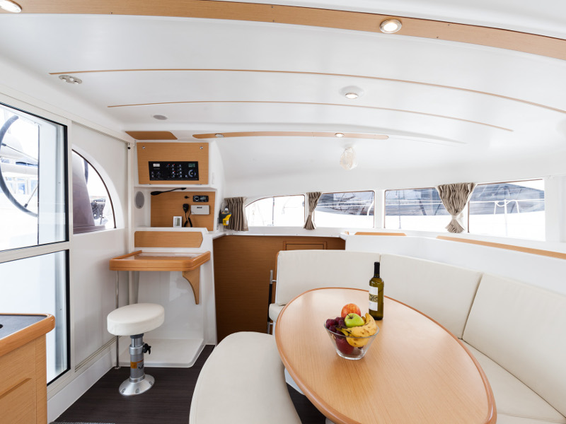 Immagine Lagoon 380