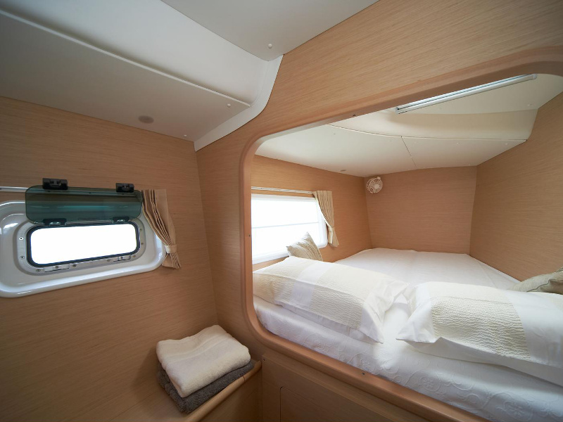 Immagine Lagoon 380