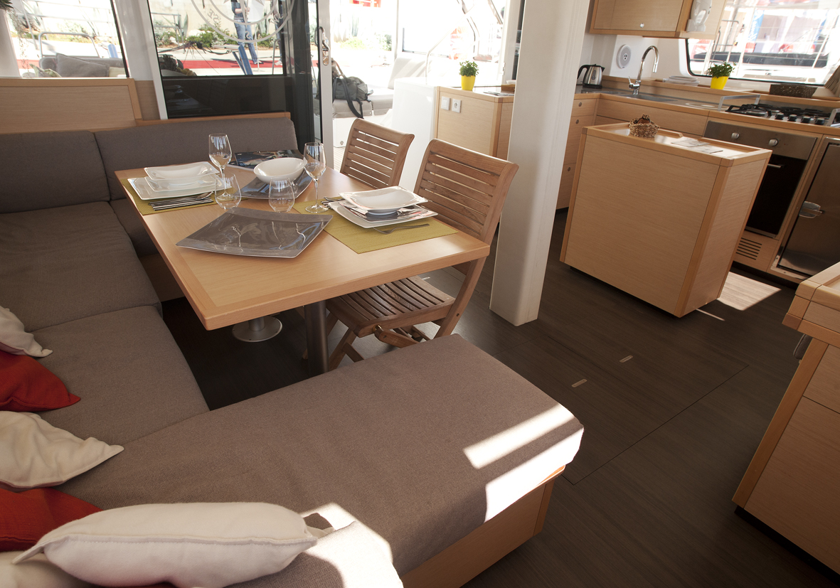 Immagine Lagoon 52 