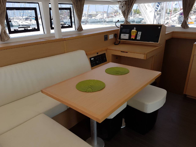 Immagine Lagoon 400